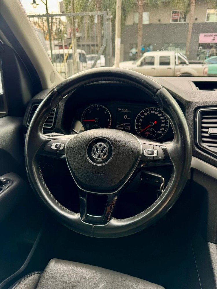 Volkswagen Amarok Highline — foto 12